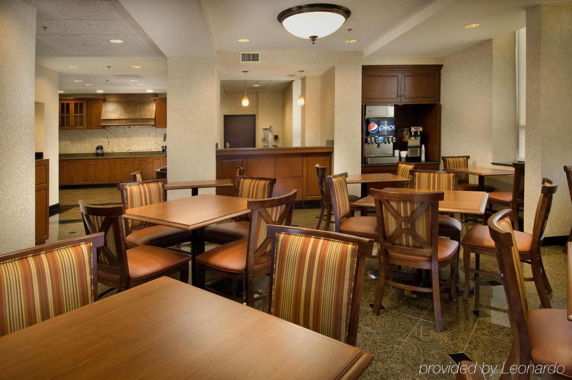 Drury Inn & Suites Columbia Stadium Boulevard Eksteriør billede